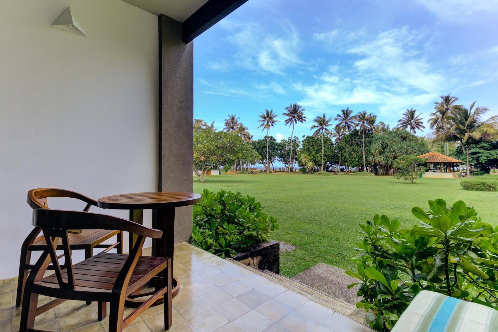 Resort Cinnamon Bey